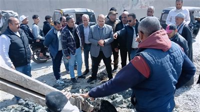 نائب محافظ يتابع التجهيزات النهائية لمشروع خط الصرف الصحي 1200 بقرية بشتيل بمركز أوسيم