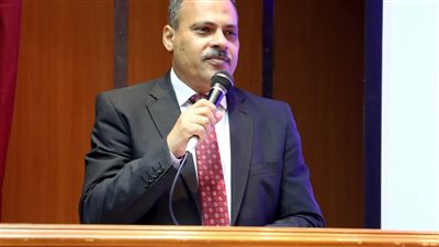 محافظ الشرقية يُعلن عن توفير 1837 فرصة عمل داخل 20 مصنع وشركة تابعين للقطاع الخاص