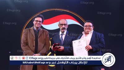  الدكتور أحمد فؤاد هنو: نحرص على إحياء هذه الذكرى لتظل خالدة في وجدان أبنائنا كنموذج مُلهِم وحافز لاستكمال بناء المجتمع وتخليدًا لبطولات الجيش المصري في استرداد الأرض. 