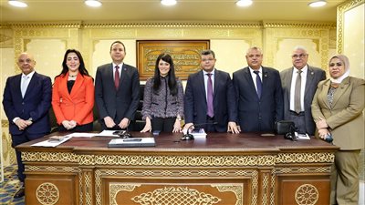 وزيرة التخطيط تستعرض مع اللجنة الاقتصادية بمجلس النواب منفذات خطة التنمية للعام المالي 2024/2023