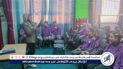 مواجهة الابتزاز الالكترونى فى ندوة لطلاب المدارس بإدارة أسيوط التعليمية