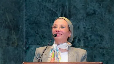 وزيرة البيئة تستعرض توصيات الحوار المجتمعي حول الوضع البيئي في منطقة خليج حنكوراب