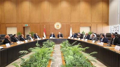 وزير التعليم العالي يترأس اجتماع مجلس أمناء جامعة بني سويف الأهلية 