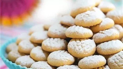 أسعار كعك العيد 2025 في المتاجر والمجمعات الاستهلاكية