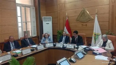 رئيس جامعة بنها: افتتاح مبنى الجراحة بالمستشفي الجامعي قريبا