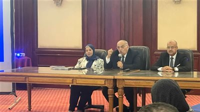 “الأعلى لمراجعة أخلاقيات البحوث الطبية الإكلينيكية” يناقش تطوير اقتصاديات البحوث بمصر