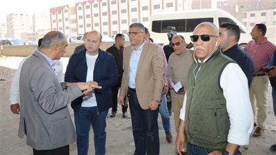 محافظ الجيزة يطلق التشغيل التجريبي لخط صرف صحي بقطر 1200 مم لحل مشكلة الطفوحات المزمنة بأوسيم