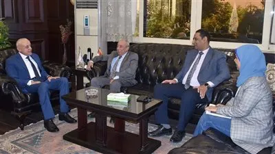 صور.. محافظ الأقصر يستقبل النقيب العام لمهندسي مصر