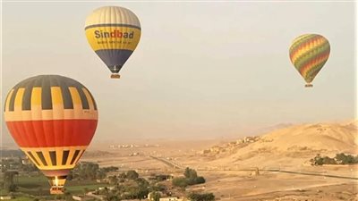 هبوط اضطراري لـ 6 بالون طائر غرب الأقصر بسبب هبوب رياح الخماسين فجأة دون وقوع إصابات