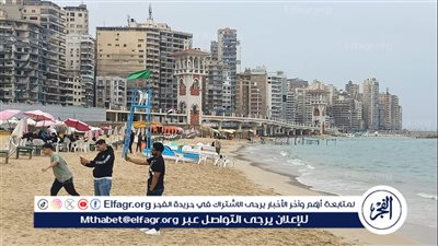 رفع الرايات الصفراء..إقبال متوسط على شواطئ الإسكندرية في ثاني أيام العيد وسط 