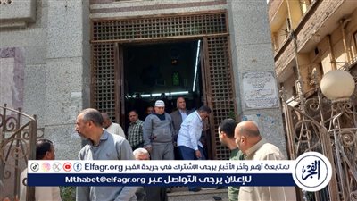 محافظ الدقهلية يؤدي صلاة الجمعة بشربين بعد جولة تفقدية بالمنصورة وطلخا