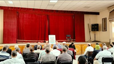 تعليم قنا.. مكافأة المدارس المنفذة لخطة التشجير والدهانات بكفاءة