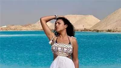 بإطلالة جريئة.. ناهد السباعي تخطف الأنظار