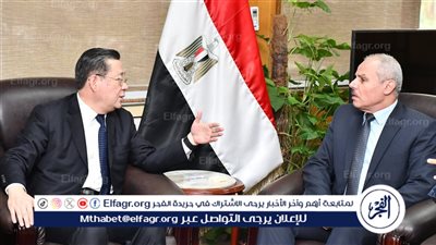 رئيس جامعة قناة السويس يستقبل نائب وزير الشئون الدينية والقوميات بجمهورية الصين الشعبية
