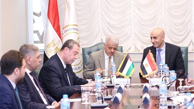 وزير التعليم يستقبل نظيره الفلسطيني لبحث آليات التنسيق لدعم العملية التعليمية للطلاب الفلسطينيين