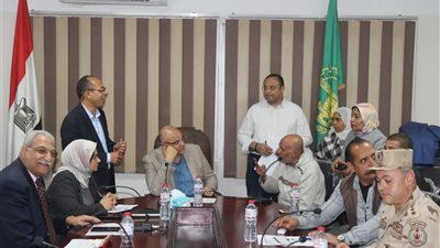 محافظ القليوبية يوفر 10 فرص عمل خلال لقاء المواطنين بطوخ