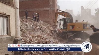 النيابة العامة تعاين موقع المنزل المنهار بأسيوط 