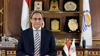 استجابةً لطلبات المواطنين... محافظ قنا يوجّه بمد مواعيد غلق المحال العامة خلال فصل الصيف