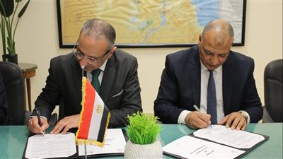 التجارة الداخلية: إنشاء مركز متميز لخدمات السجل التجاري بالبحر الأحمر 