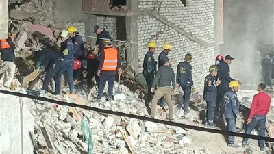 انهيار عقار قديم بمنطقة اللبان في الإسكندرية.. والبحث مستمر عن مفقودين تحت الأنقاض