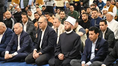 وزراء الأوقاف والعمل والشباب ومحافظ القاهرة يشهدون صلاة الجمعة بمسجد العلي العظيم
