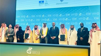 وزير التعليم يشارك في اجتماع مركز اليونيسكو للجودة والتميز ويشهد توقيع بروتوكولات تعاون