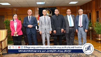 رئيس جامعة أسيوط: 