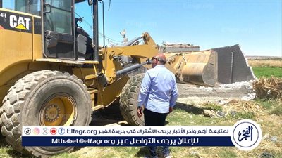 إزالة 35 حالة تعدي على أراضي زراعية وأملاك دولة بمركزي منفلوط والبداري باسيوط 
