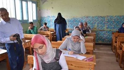 اليوم.. انطلاق امتحانات الشهادة الإعدادية بالقاهرة والجيزة وسط إجراءات أمنية مشددة