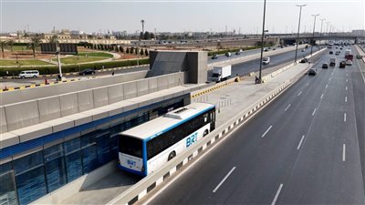 أول ظهور للأتوبيس الترددي BRT على الدائري (صور)