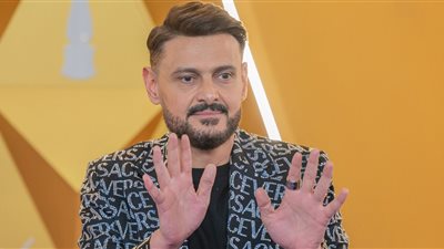 رامز جلال يحتفل بتعيين ياسر جلال في مجلس الشيوخ بكلمات دعم وفخر