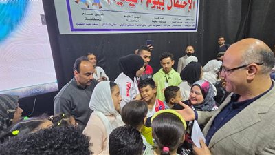 محافظ القليوبية يشهد إحتفالية تكريم الأيتام بشبرا الخيمة