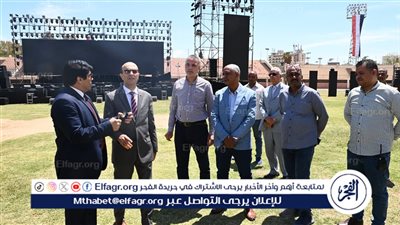 رئيس جامعة أسيوط يتفقد تجهيزات استاد الجامعة استعدادًا لاحتفالية العيد القومي للمحافظة