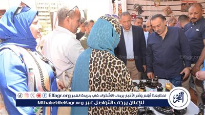 محافظ اسيوط يفتتح معرض منتجات التعليم بأرض الملاعب بمناسبة العيد القومي 