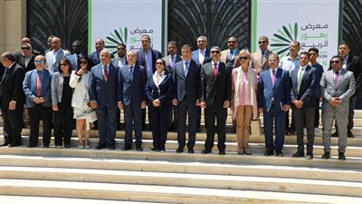 محافظ الجيزة يشارك في افتتاح معرض زهور الربيع في دورته الـ 92