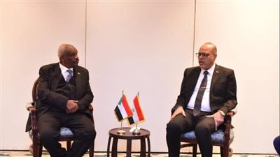 عاجل | على خلفية بلبن.. وزير الصحة يجتمع مع رئيس هيئة سلامة الغذاء لمناقشة الاشتراطات الخاصة بسلامة المنتجات الغذائية