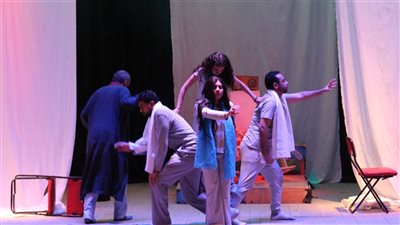 عجيج فاطمة وشريط كاست بمسرح الجنوب قنا