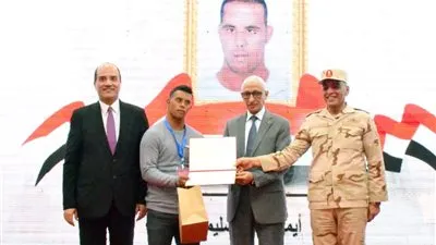 القوات المسلحة تدفع عددًا من اللجان إلى محافظة شمال سيناء لإنهاء المواقف التجنيدية لذوى الهمم وكبار السن