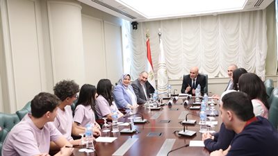 عبد اللطيف: الدولة تضع على رأس أولوياتها إعداد جيل قادر على مواكبة متغيرات سوق العمل