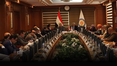 المجلس الأعلى لشئون خدمة المجتمع وتنمية البيئة يعقد اجتماعه الدوري