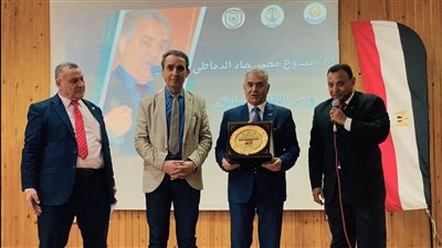 وزير الآثار الأسبق في ندوة علمية بكلية الآداب جامعة المنصورة 