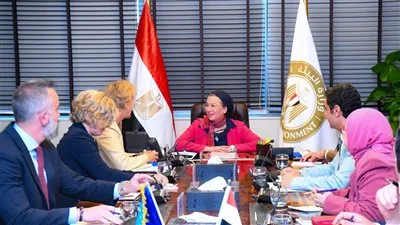 وزيرة البيئة تبحث مع وفد الاتحاد الأوروبي سبل التعاون لتحقيق التحول الاخضر