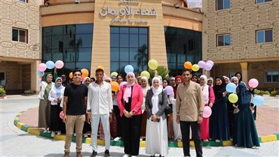 لرسم الابتسامة.. طلاب خدمة اجتماعية قنا يصنعون السعادة للأطفال مرضى السرطان في شفاء الأورمان