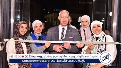 نائب رئيس جامعة أسيوط يفتتح المعرض الطلابي لقسم التربية الفنية بقصر الثقافة