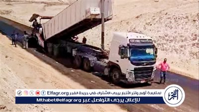 رصف طريق دير القصير فى أسيوط بطول 5 كم بتكلفة 30 مليون جنيه 