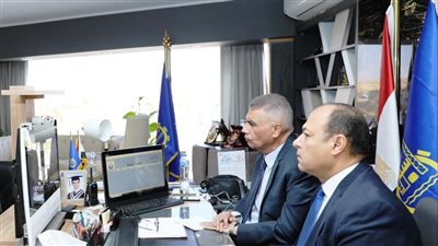 برئاسة رئيس الوزراء.. محافظ أسوان ومدير الأمن يشاركان فى اجتماع مجلس المحافظين عبر تقنية الفيديو كونفرانس