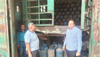 ضبط 4000 لتر سولار مهرب و160 طن أسمدة زراعية مقلدة ومغشوشة و8 طن دقيق بلدي مدعم بالجيزة