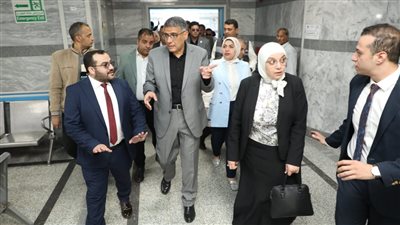 محافظ الجيزة يتفقد فرع التأمين الصحي بـ 6 أكتوبر