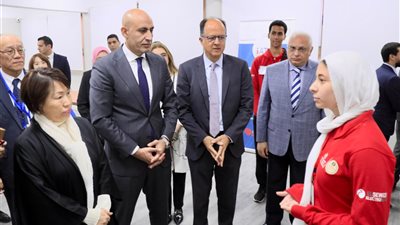 وزير التعليم ونظيرة الياباني يتفقدان مدرسة السويدي الدولية للتكنولوجيا التطبيقية والبرمجيات