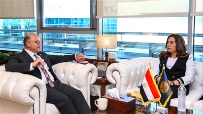 اجتماع تنسيقي بين “الرقابة المالية” و“التنمية المحلية” للاستفادة من الخدمات المالية غير المصرفية في المحافظات